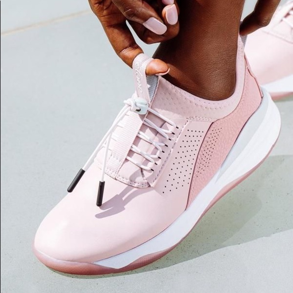 Clove Nursing Shoes Size 8